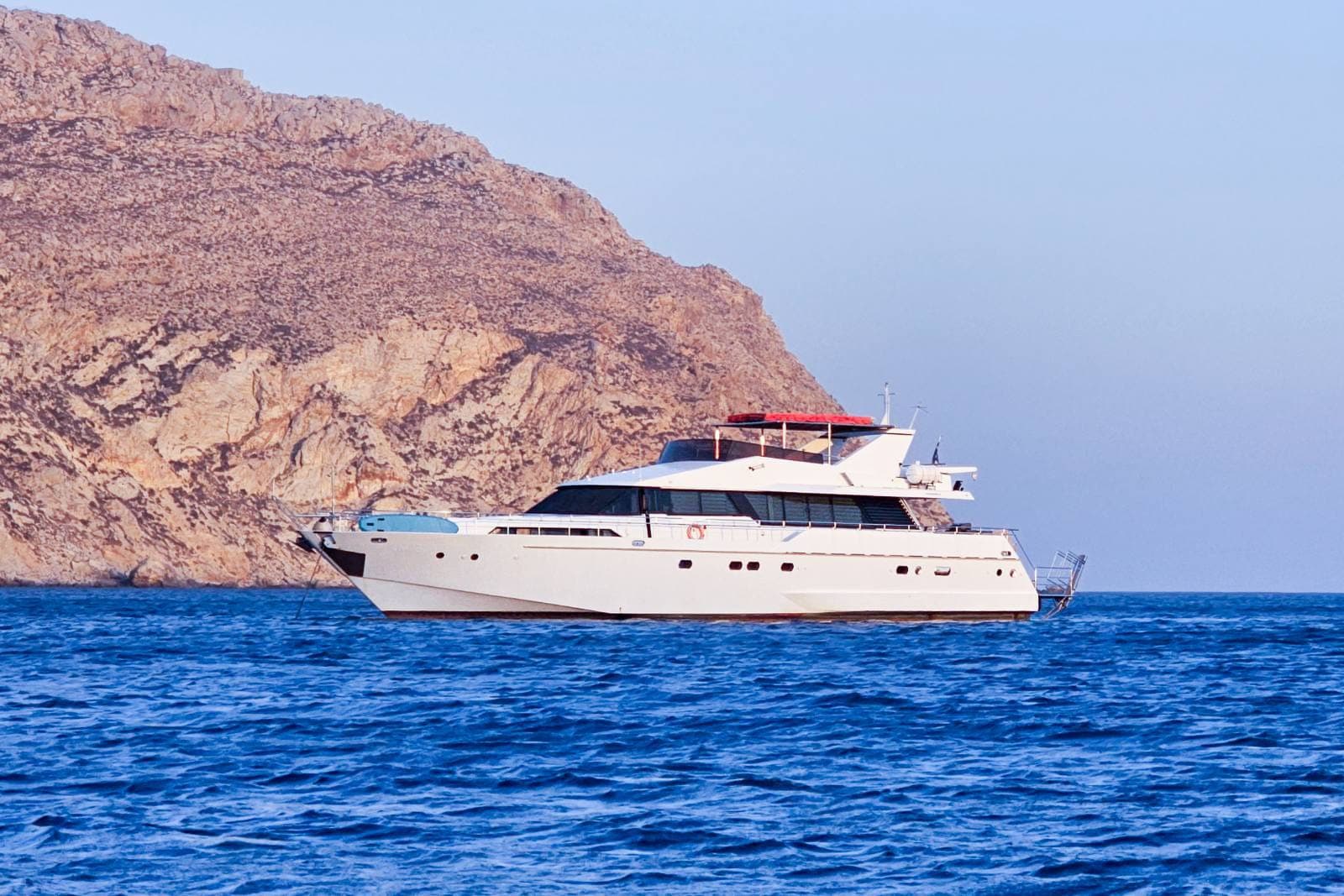 Full side profile of Lady Mirto, the private luxury yacht for Mykonos day cruises